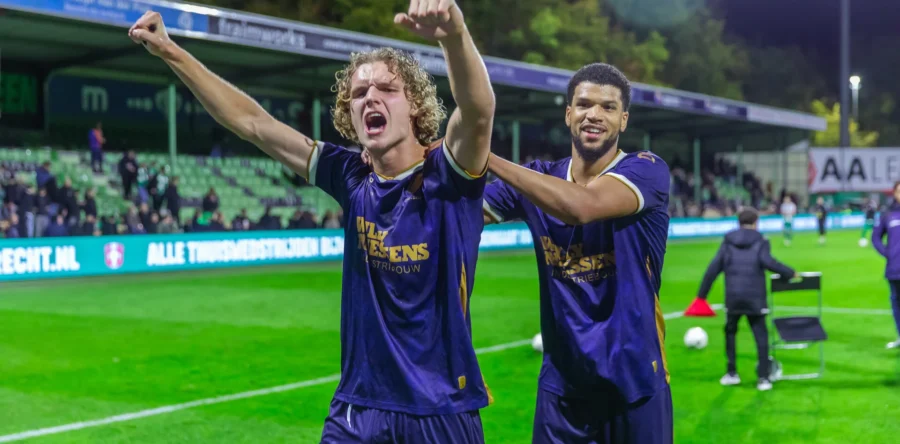 RKC Waalwijk pakt hele belangrijke zege op druilerige avond