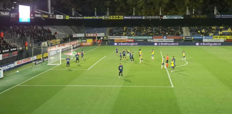 Van der Leij kroont zich tijdens RKC – Cambuur weer tot matchwinner