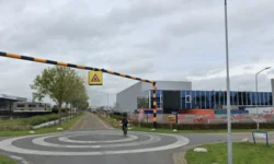 Scooterrijder lichtgewond bij botsing op Havenweg in Waalwijk