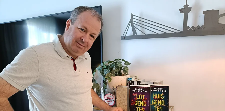 Thriller-schrijver Martyn van Beek te gast bij Buurten Met
