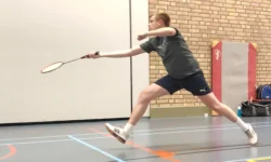 Badmintonners Orbit2001 sluiten matige reeks af met knappe stuntzege