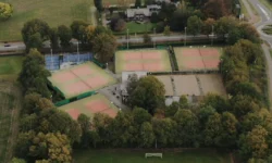 TPC Loon op Zand doneert 10 duizend euro aan Jeugdfonds