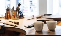 Waalwijkse ateliers brengen exposities over maatschappelijke thema’s