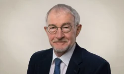 Raadslid Jacques van der Aa neemt afscheid