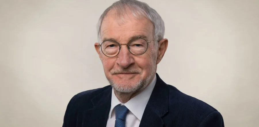 Raadslid Jacques van der Aa neemt afscheid