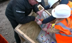 Hoogste punt nieuw kindcentrum ‘s-Gravenmoer bereikt (Video)