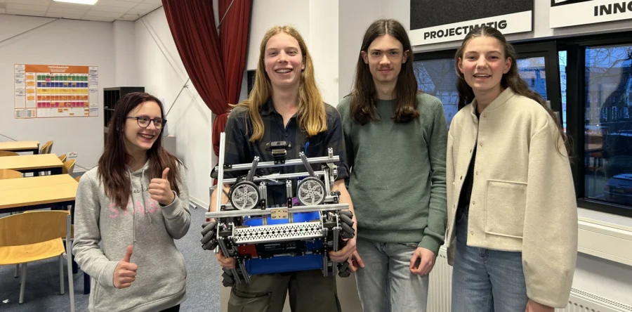 Leerlingen d’Oultremontcollege naar finale robotmaakwedstrijd (Video)