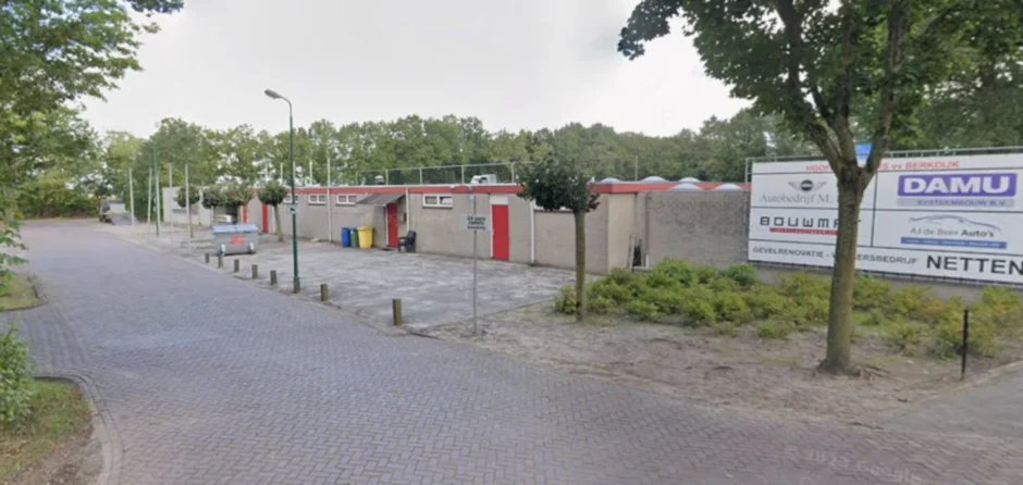 Berkdijk tijdelijk uit competitie gezet na bedreigen scheidsrechter