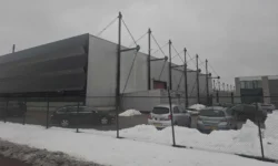 Dak Willems Logistics Waalwijk ingestort door hevige sneeuwval