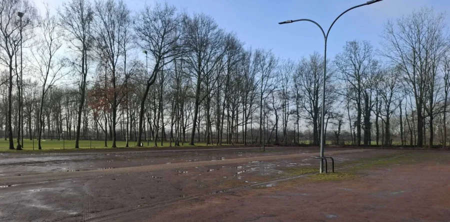 Parkeerterrein SV Capelle nog altijd doorn in het oog