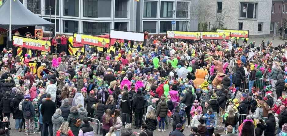 Carnaval is begonnen: in Turfstekerslaand barst het feestgedruis los