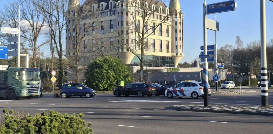 Ongeluk op Europalaan in Kaatsheuvel: politie rukt uit