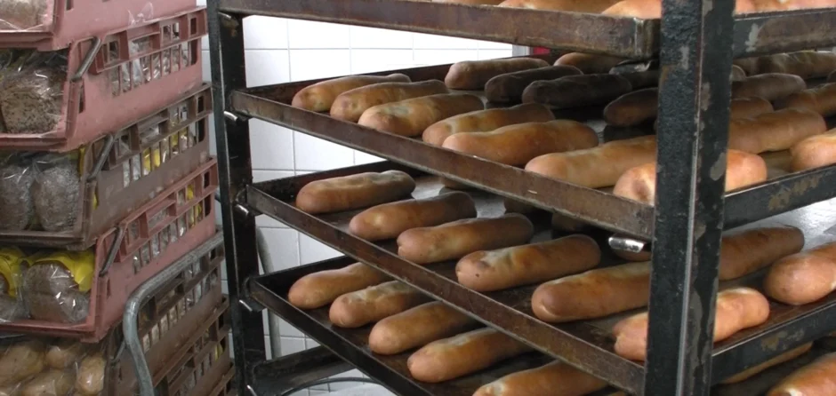 Lekkerste worstenbroodje komt misschien wel uit de Langstraat (Video)
