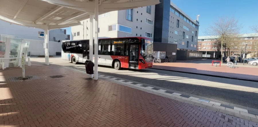 Hoe inclusief zijn de bushaltes in Waalwijk? (Video)