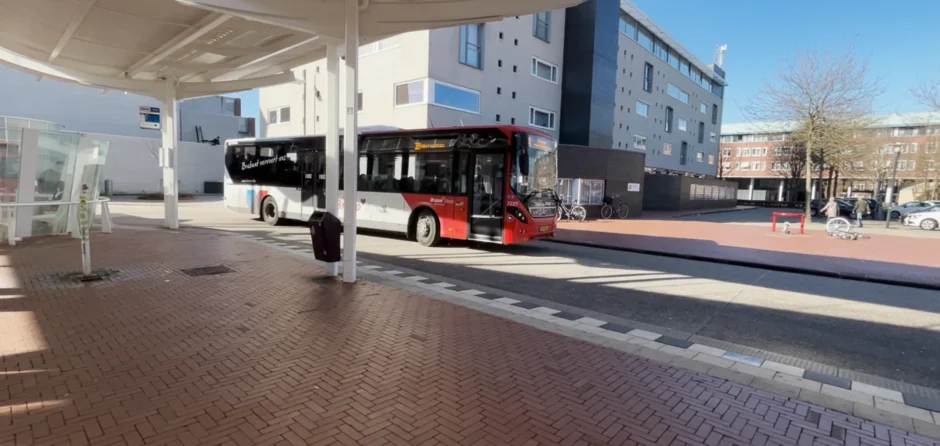 Hoe inclusief zijn de bushaltes in Waalwijk? (Video)