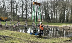 Soldaten voormalig Land van Ooit krijgen opknapbeurt (Video)