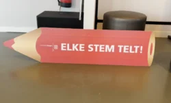 Langstraatse kiezers naar de stembus (Video)