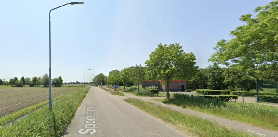 Auto en scooter zwaar beschadigd bij ongeval in Sprang-Capelle