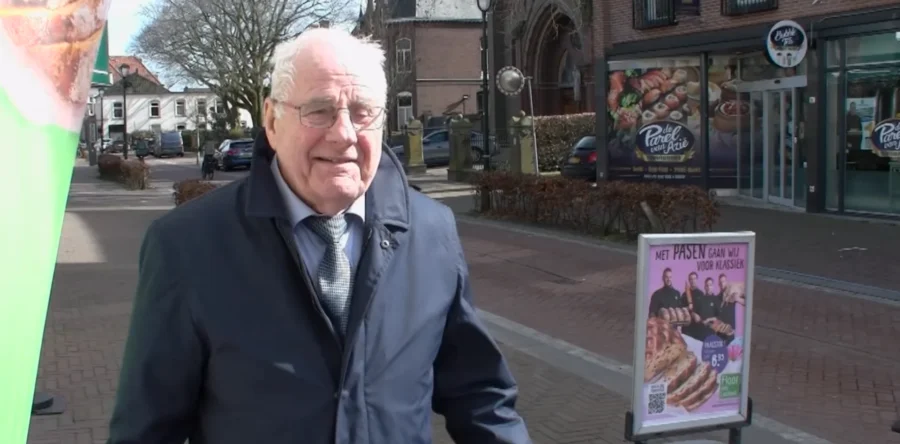 Bertus Kemmeren is langstzittende raadslid van Nederland (Video)