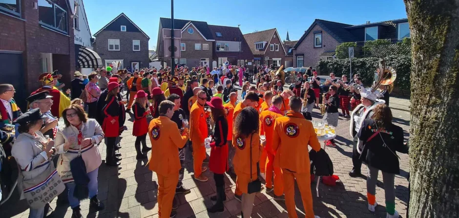 47 kapellen en verenigingen doen mee aan 46e Straotparade in Dongen