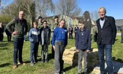Monument ijzeren sergeant onthuld op Bakkersdam in Herpt (video)