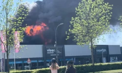 Update: brand met flinke rookontwikkeling meubelboulevard Waalwijk
