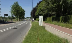Politie onderzoekt ongeluk met automobilist en scooterrijder