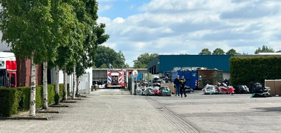 Brandweer uitgerukt voor brand bij fabrieksgebouw in Waalwijk