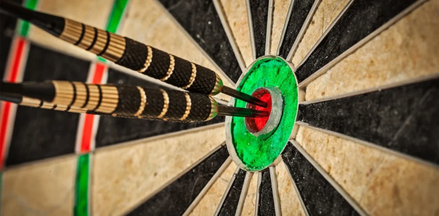 Michael van Gerwen maakt zich op voor World Cup of Darts