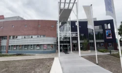 Theater De Leest viert 30-jarig jubileum (Video)