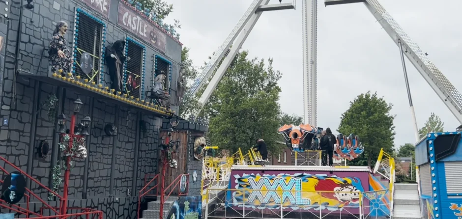 Het opbouwen van de kermis in Drunen is in volle gang (Video)