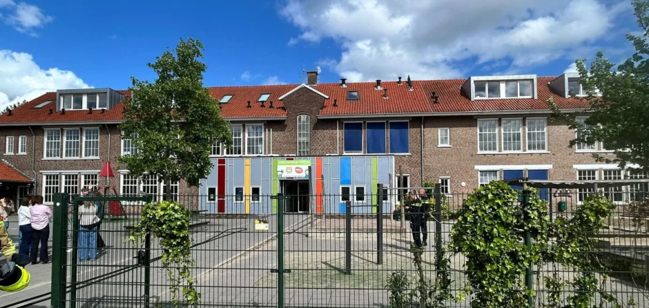 Rookontwikkeling bij Teresiaschool in Waalwijk door rokende lamp