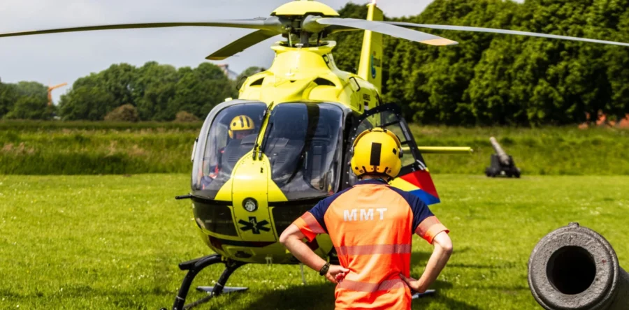 Traumahelikopter uitgerukt voor zwaargewonde vrouw na val Heusden