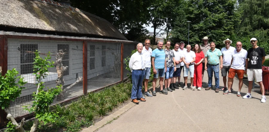 Opknapbeurt voor volière in Park Vredeoord Dongen