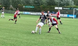 Olympia 60 verliest doelpuntrijke play-off finale