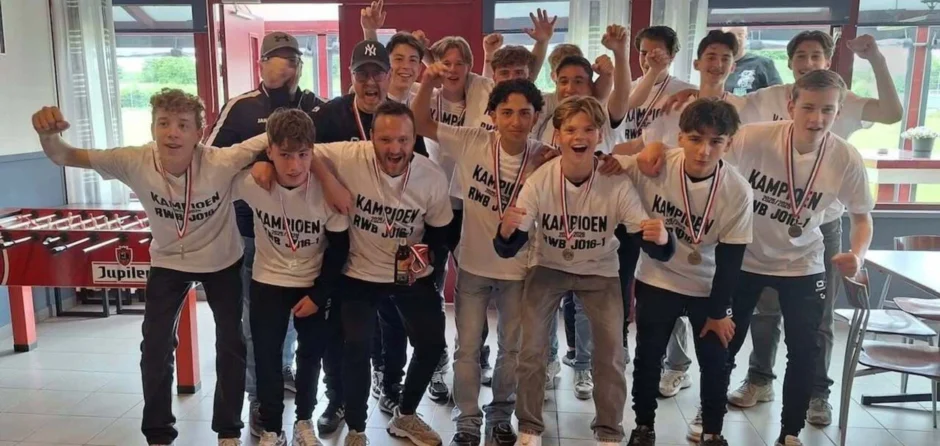 RWB JO16-1 kroont zich tot kampioen na bloedstollende ontknoping