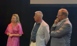 Gemeente Loon op Zand neemt afscheid van wethouders (Video)