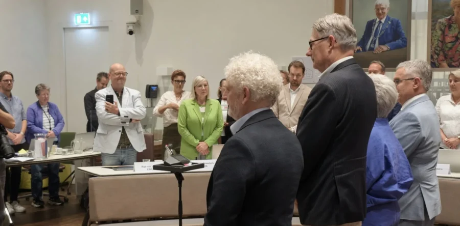 Installatie nieuwe wethouders gemeente Loon op Zand trekt volle zalen