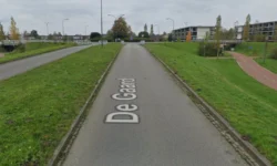Fietser loopt hoofdwond op na botsing op De Gaard in Waalwijk