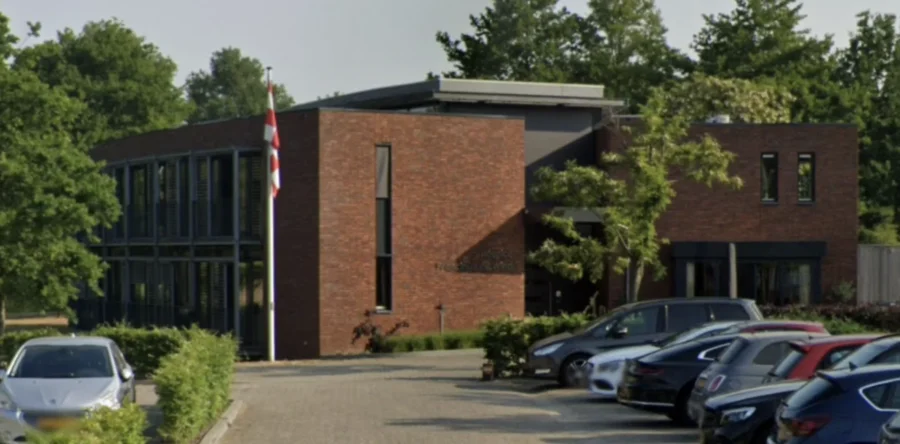 Hospice in Waalwijk krijgt donatie Hervormde gemeente Besoyen
