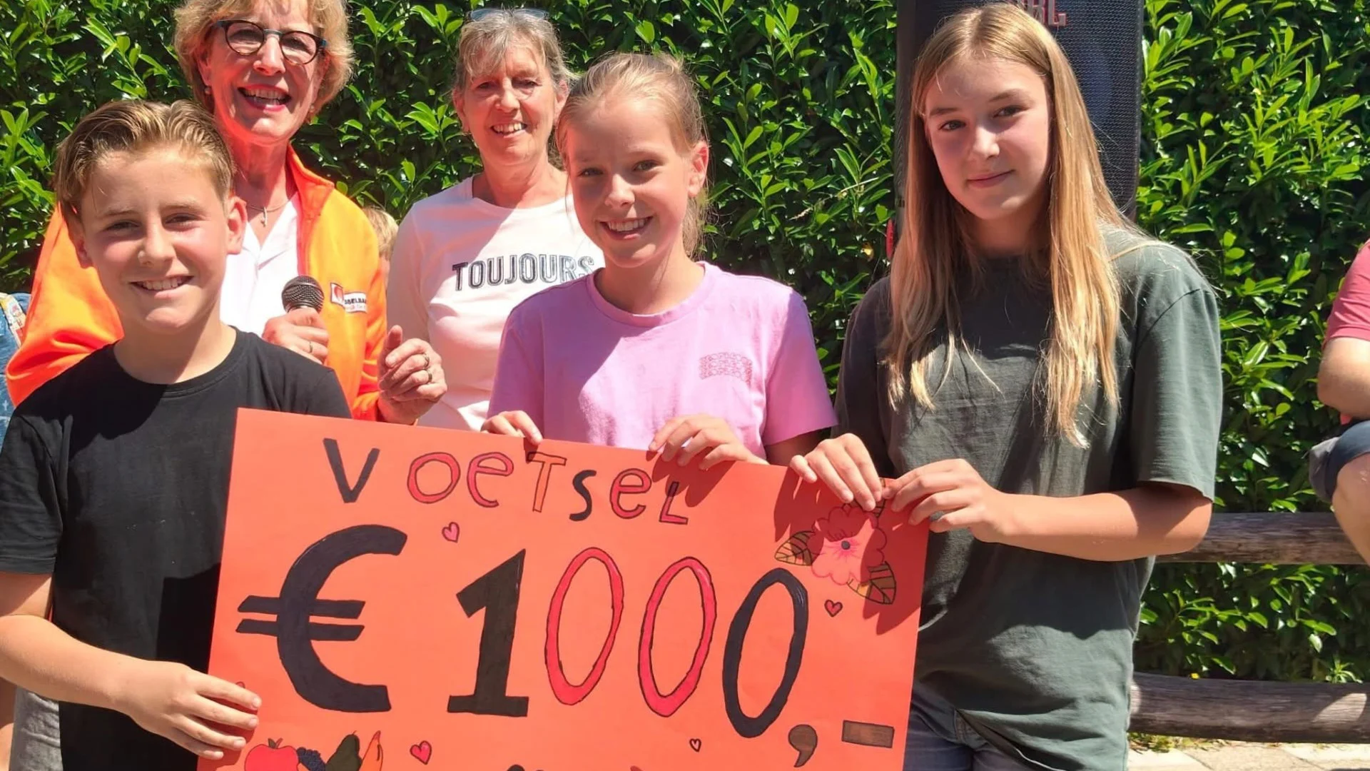 Basisschool levert door sponsorloop mooi bedrag op voor voedselbank