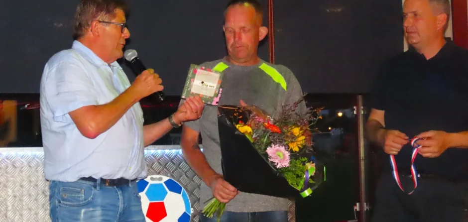 Kees van Giessen gekozen tot RWB‑vrijwilliger van het jaar