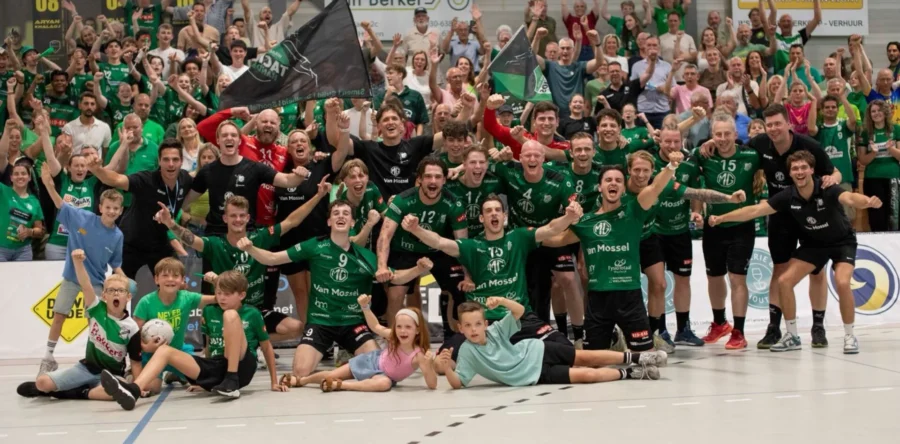 Promotie naar Super Handball League voor Tachos heren 1