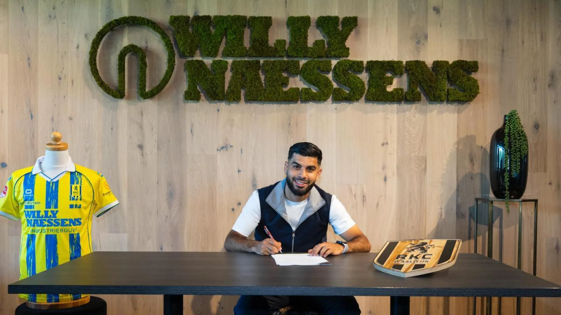 RKC Waalwijk pikt buitenspeler Azzeddine Dkidak op in Tweede Divisie