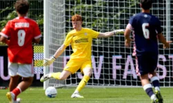 Waalwijker Stijn Kuijsten verlengt contract bij PSV Eindhoven