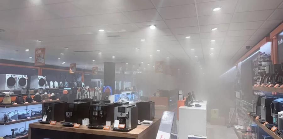 Alarm activeert rookmachine in winkel: brandweer rukt uit