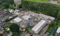 Gemeente onderzoekt vergunning over geluidsstudio bij De Loeff