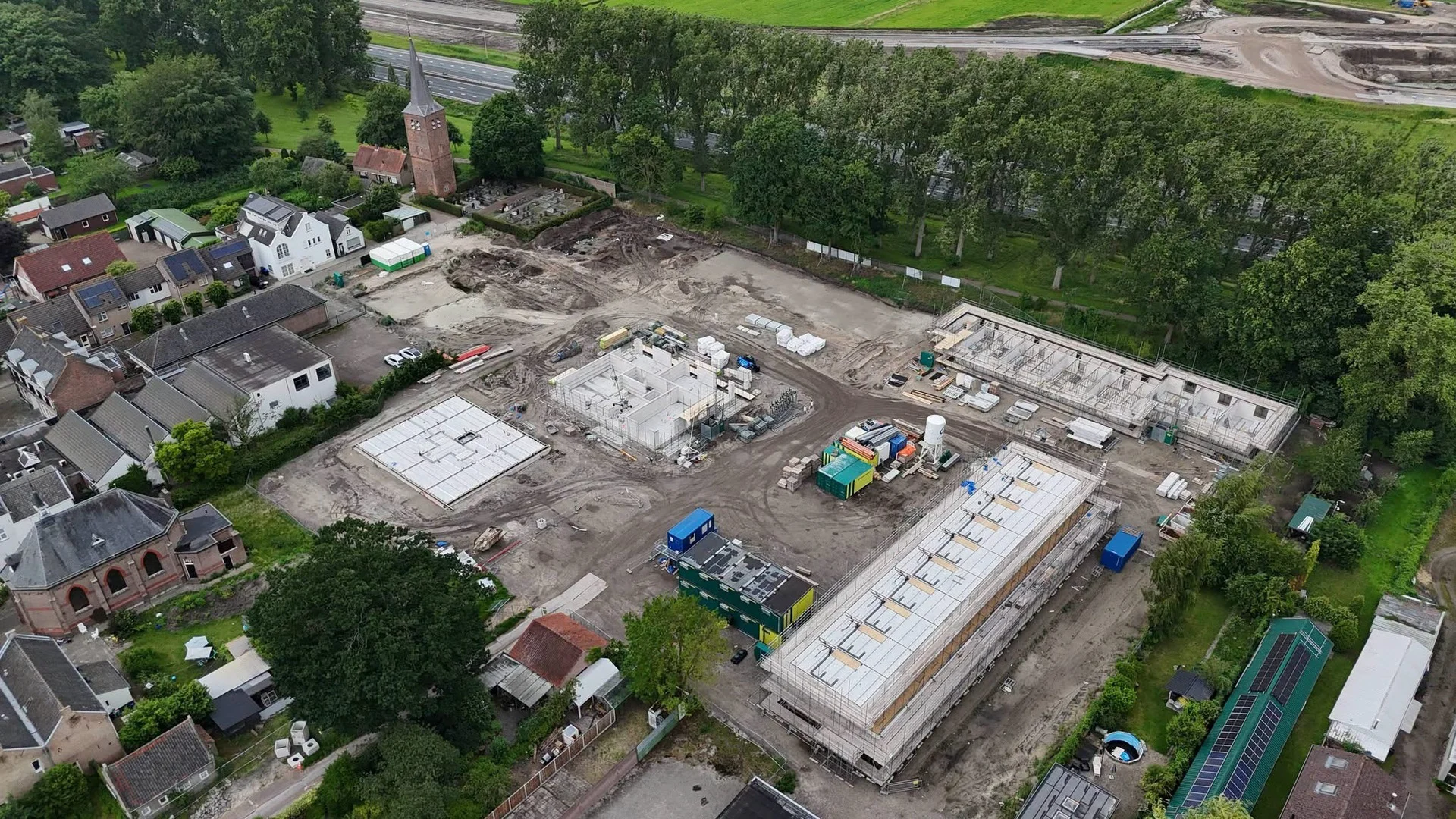 Gemeente onderzoekt vergunning over geluidsstudio bij De Loeff