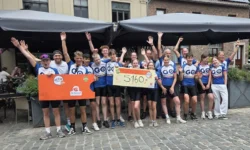 Waalwijkse scholieren fietsen honderden kilometers voor goed doel