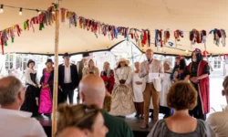De Vismarkt in Heusden feestelijk geopend tijdens Historisch Heusden